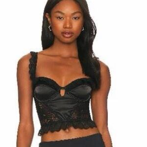 Chic Black Lace Bustier Bra